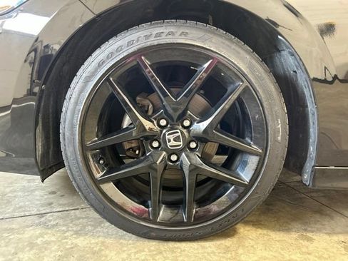 Used 2024 Honda Civic Sport image 12