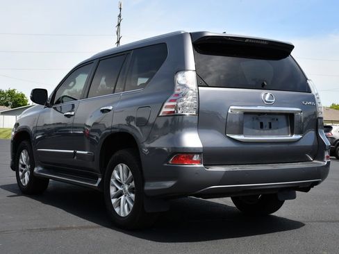 Used 2016 Lexus GX 460 w/ Premium Package AWD/4WD image 5