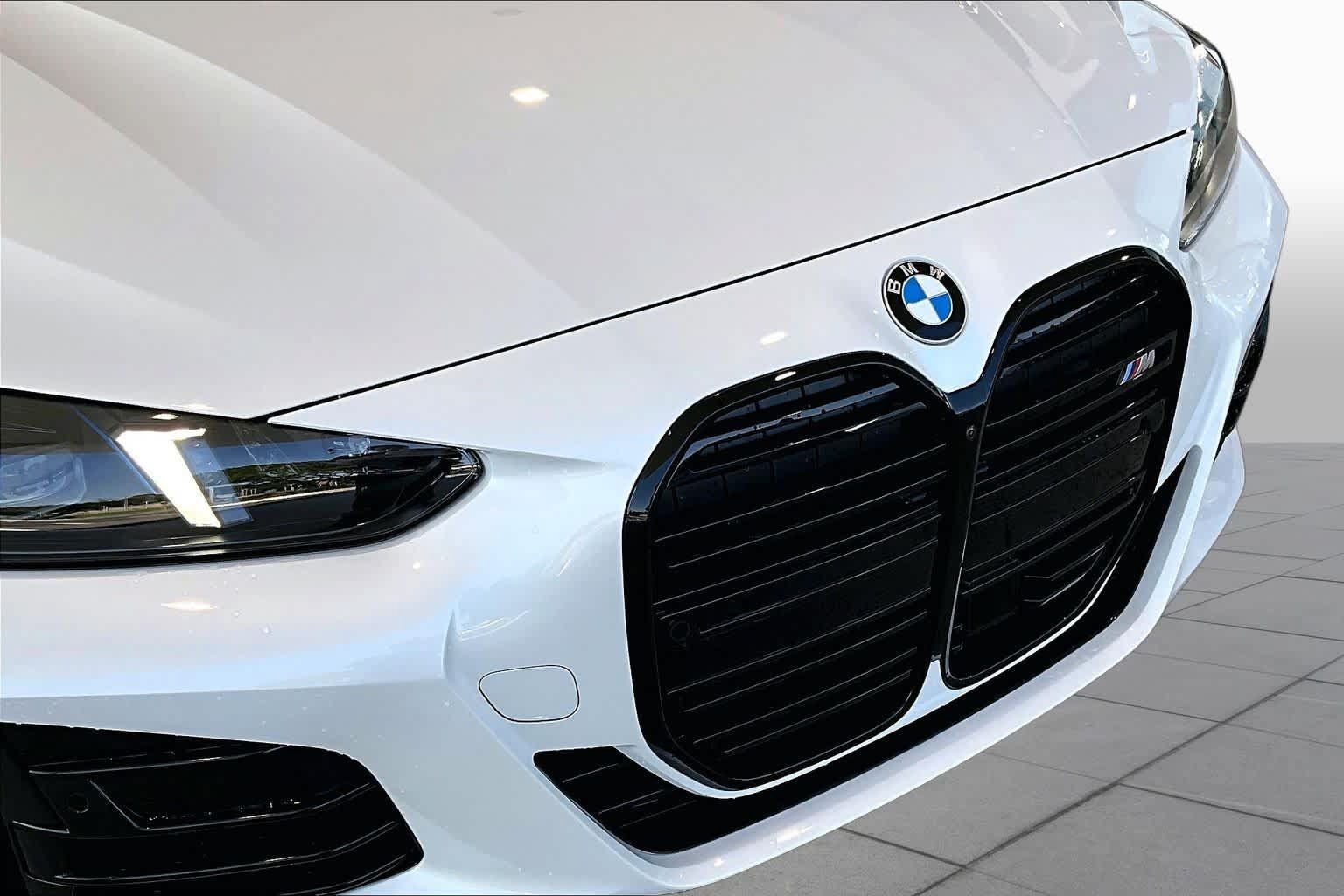 Used 2027 BMW M440i Convertible w/ Premium Package RWD image 29