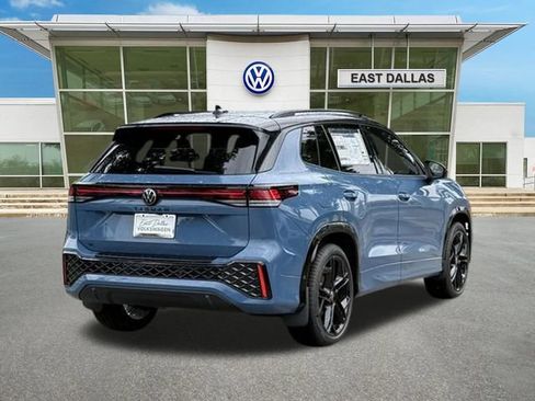 New 2026 Volkswagen Tiguan SE R-Line FWD image 3