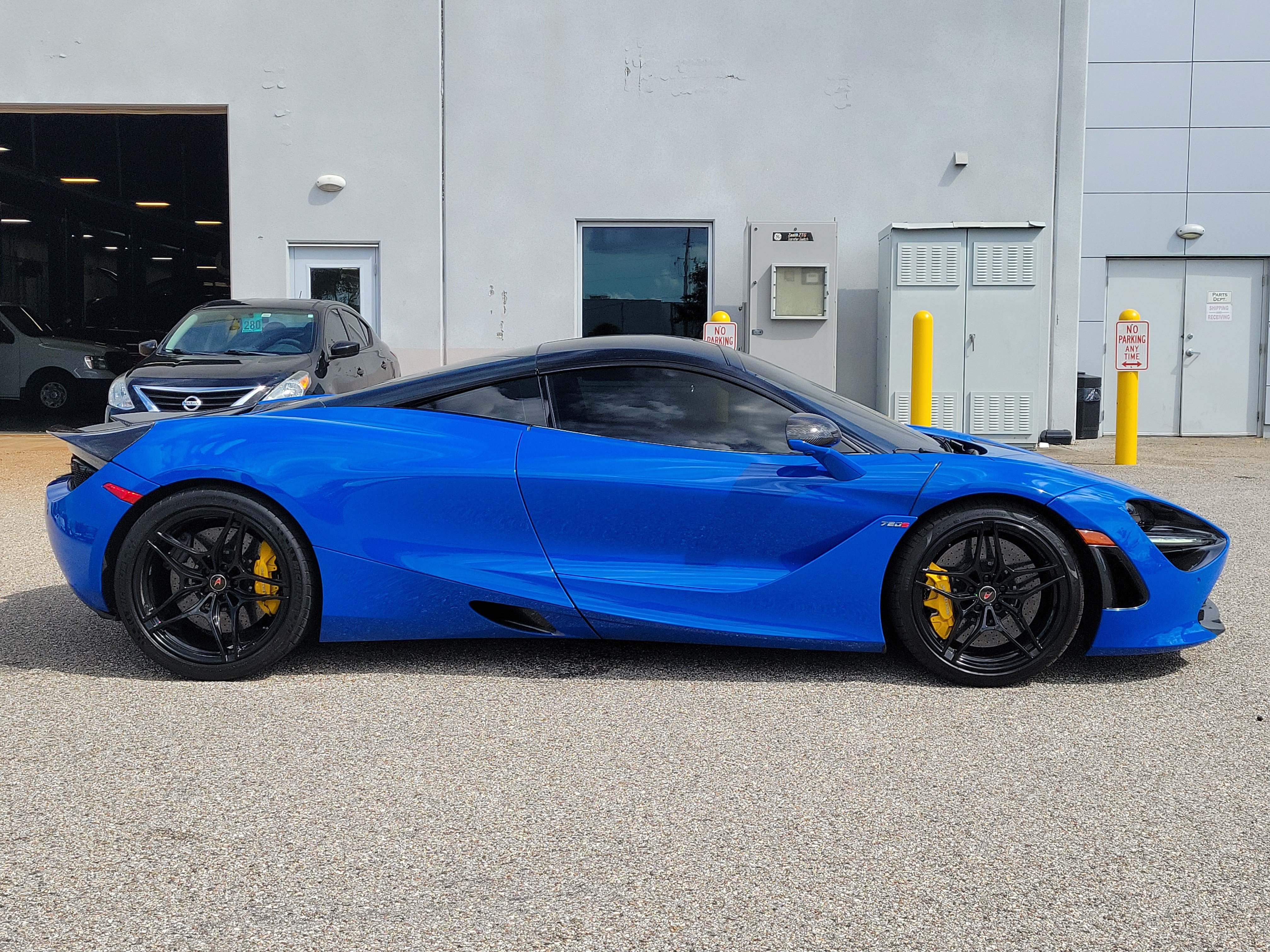 Used 2018 McLaren 720S Luxury RWD image 6