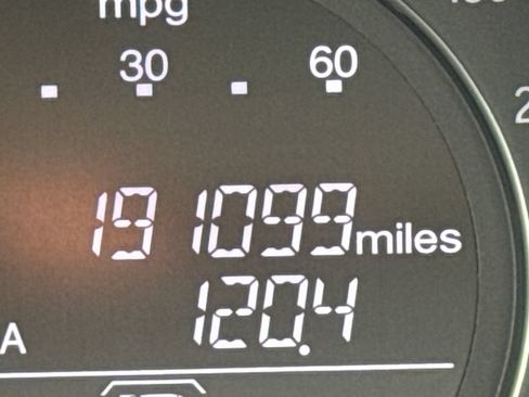 Used 2016 Honda Accord EX image 22