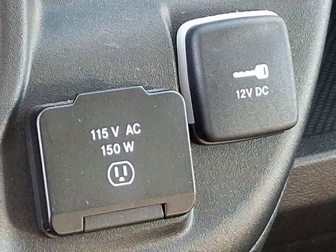 Used 2025 RAM ProMaster 2500 w/ Premium Convenience Group image 26