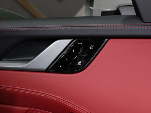 Used 2021 Porsche 911 Targa 4 image 42