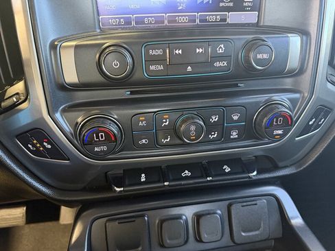 Used 2018 Chevrolet Silverado 1500 LT w/ All Star Edition AWD/4WD image 20