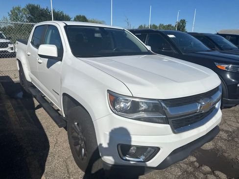 Used 2020 Chevrolet Colorado LT AWD/4WD image 28
