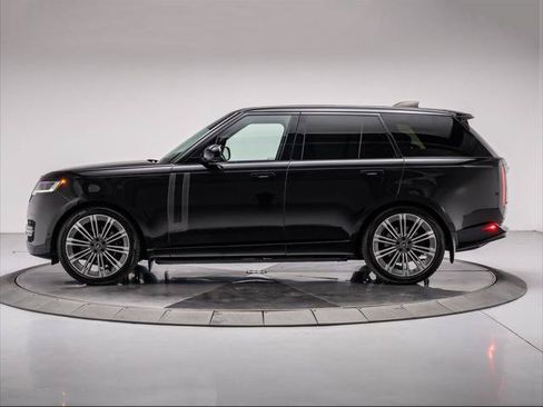 Used 2024 Land Rover Range Rover Autobiography AWD/4WD image 2