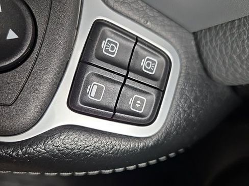 Used 2023 RAM 3500 Big Horn w/ Level 1 Equipment Group image 25