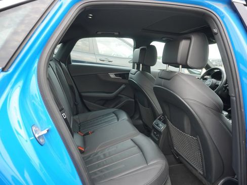 Used 2022 Audi A4 2.0T Premium Plus AWD/4WD image 7