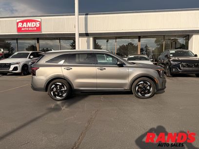 Used 2025 Kia Sorento EX