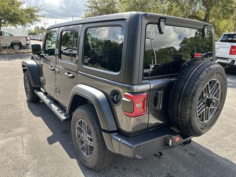 New 2025 Jeep Wrangler Sport S image 5