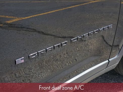 Used 2024 Jeep Grand Cherokee L Altitude AWD/4WD image 7