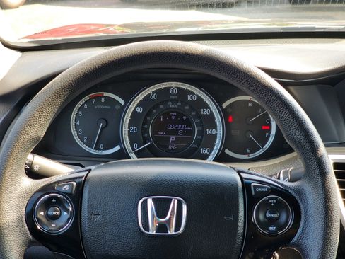 Used 2016 Honda Accord LX image 10