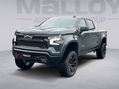 New 2025 Chevrolet Silverado 1500 LT Trail Boss w/ Convenience Package II