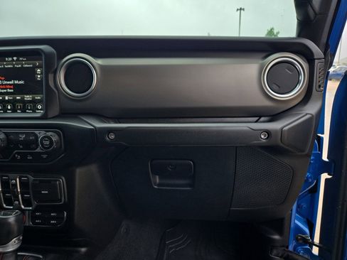 Used 2020 Jeep Gladiator Rubicon image 20