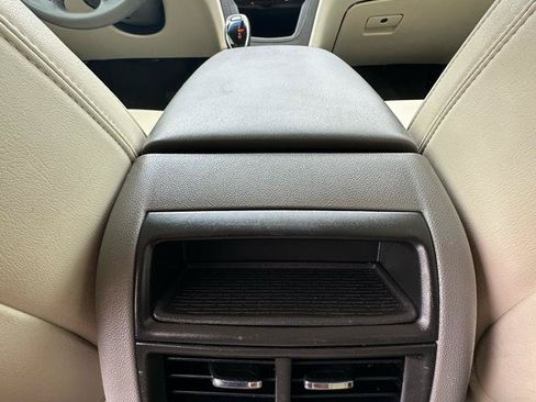 Used 2017 Cadillac XT5 Premium Luxury FWD image 35