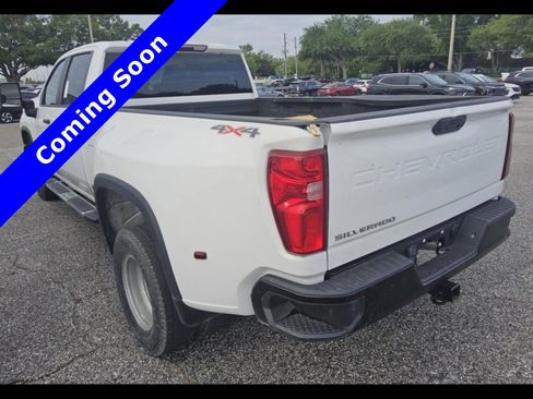 Used 2024 Chevrolet Silverado 3500 W/T AWD/4WD image 3