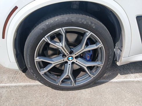 Used 2019 BMW X5 xDrive50i AWD/4WD image 21