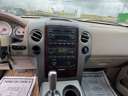 Used 2005 Ford F150 XLT image 16