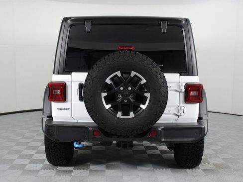 Used 2024 Jeep Wrangler Unlimited Rubicon 4xe w/ Technology Group image 5