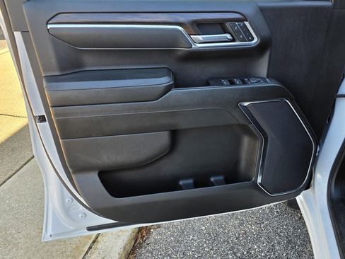 Used 2024 GMC Sierra 1500 SLT image 36