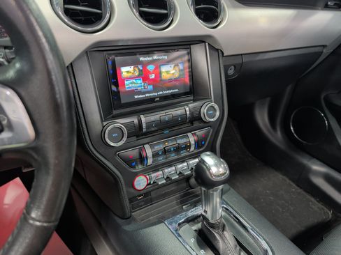 Used 2015 Ford Mustang Premium RWD image 10