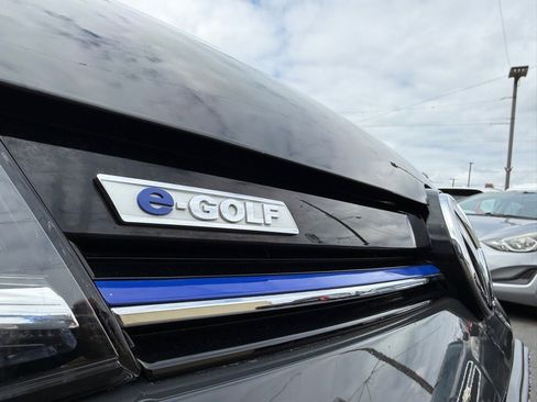 Used 2019 Volkswagen e-Golf SE w/ Driver Assistance Package image 10