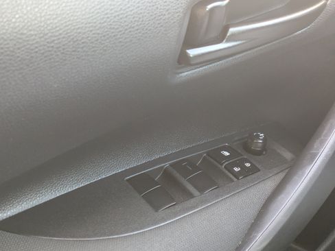 Used 2025 Toyota Corolla LE image 26