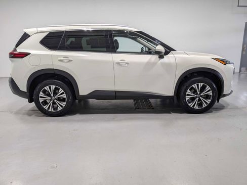 Used 2021 Nissan Rogue SV w/ Premium Package AWD/4WD image 7
