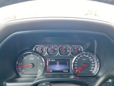 Used 2014 GMC Sierra 1500 SLT w/ SLT Preferred Package AWD/4WD image 24