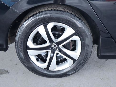 Used 2018 Honda Civic LX image 5