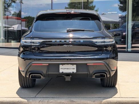 Used 2025 Porsche Macan image 10