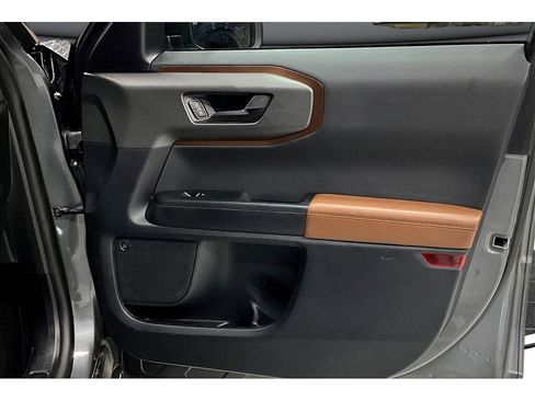 Used 2025 Ford Bronco Sport Outer Banks w/ Outer Banks Tech Package+ image 24