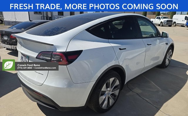 Used 2024 Tesla Model Y Long Range AWD/4WD image 5
