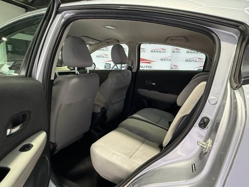 Used 2019 Honda HR-V LX image 27