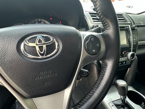 Used 2012 Toyota Camry SE FWD image 47