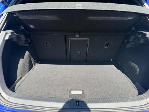 Used 2015 Volkswagen Golf R 4-Door AWD/4WD image 14