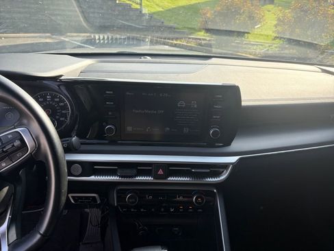 Used 2021 Kia K5 GT-Line FWD image 9