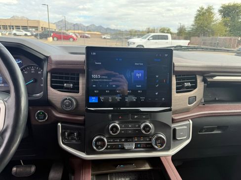 Used 2023 Ford Expedition Max Limited image 20