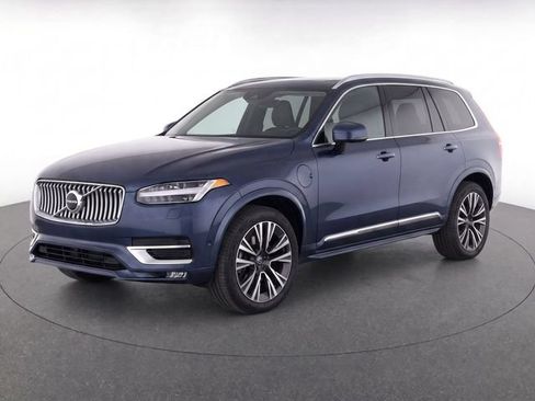 Used 2022 Volvo XC90 T8 Inscription Expression w/ Climate Package AWD/4WD image 2