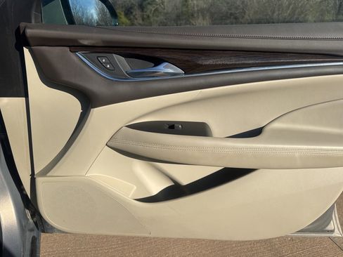 Used 2017 Buick LaCrosse Preferred image 40