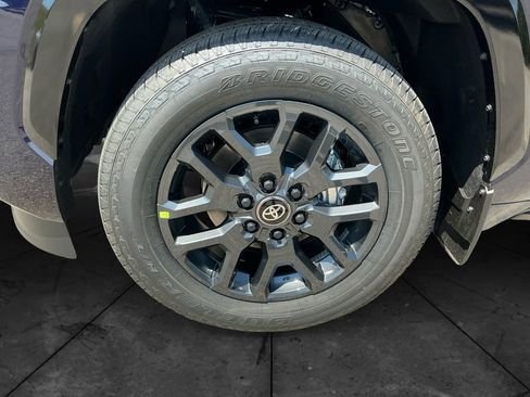 New 2026 Toyota Sequoia Platinum AWD/4WD image 15