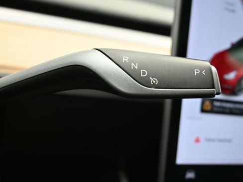 Used 2018 Tesla Model 3 Long Range RWD image 21