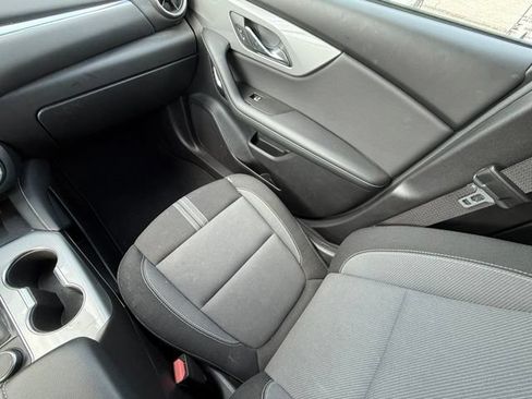 Used 2023 Chevrolet Blazer LT w/ Convenience Package FWD image 6