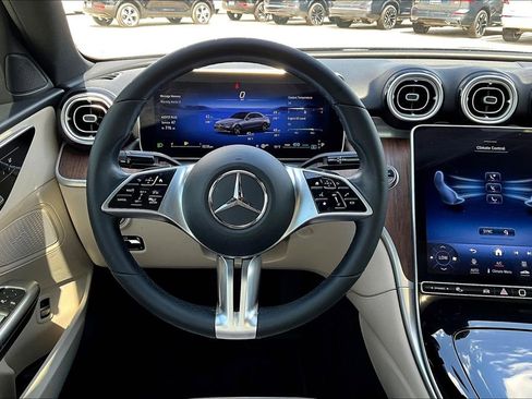 Used 2022 Mercedes-Benz C 300 Sedan image 7