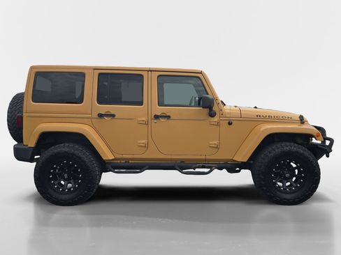 Used 2014 Jeep Wrangler Unlimited Rubicon w/ Dual Top Group AWD/4WD image 7