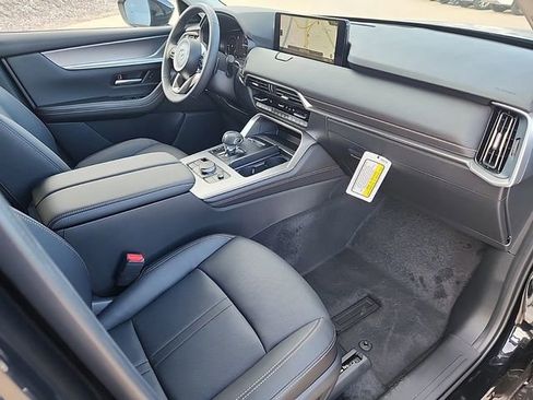 Certified 2025 MAZDA CX-90 Plug-In Hybrid w/Premium Sport image 16