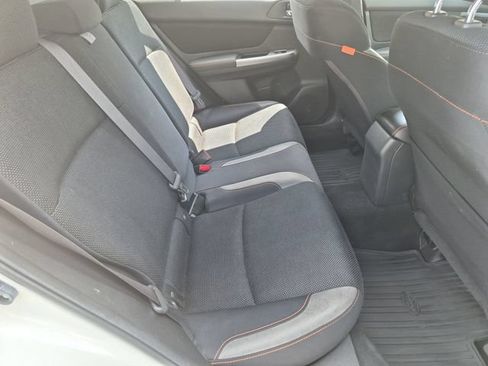 Used 2017 Subaru Crosstrek 2.0i Premium w/ Moonroof Package AWD/4WD image 23