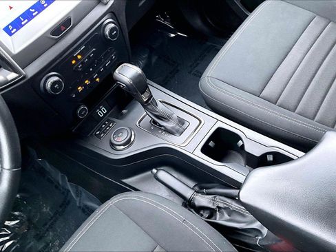 Used 2021 Ford Ranger XLT w/ Equipment Group 301A Mid image 13