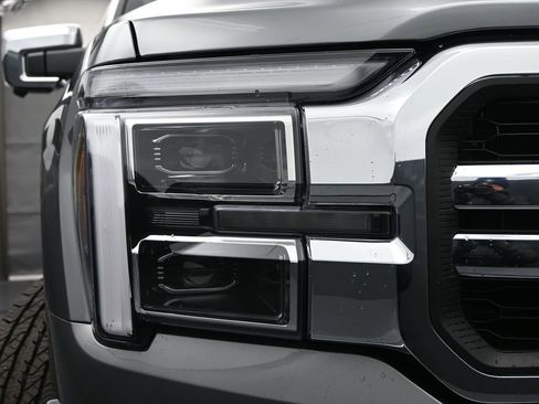 New 2025 Ford F150 Lariat w/ Equipment Group 501A Mid image 14